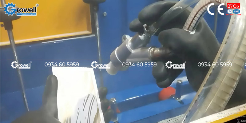 Kính phun cát trang trí