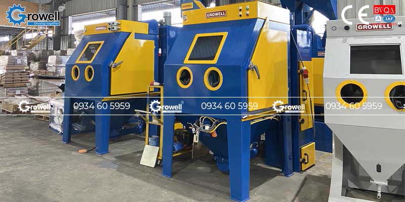 Máy bắn cát dạng tủ Máy bắn cát dạng tủ