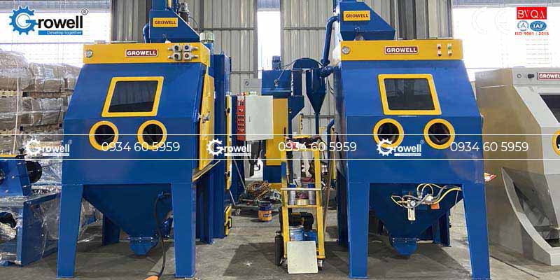 Phương pháp phun cát tẩy rỉ