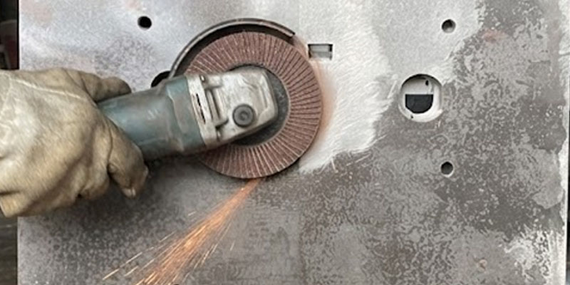 Tạo nhám cửa két sắt